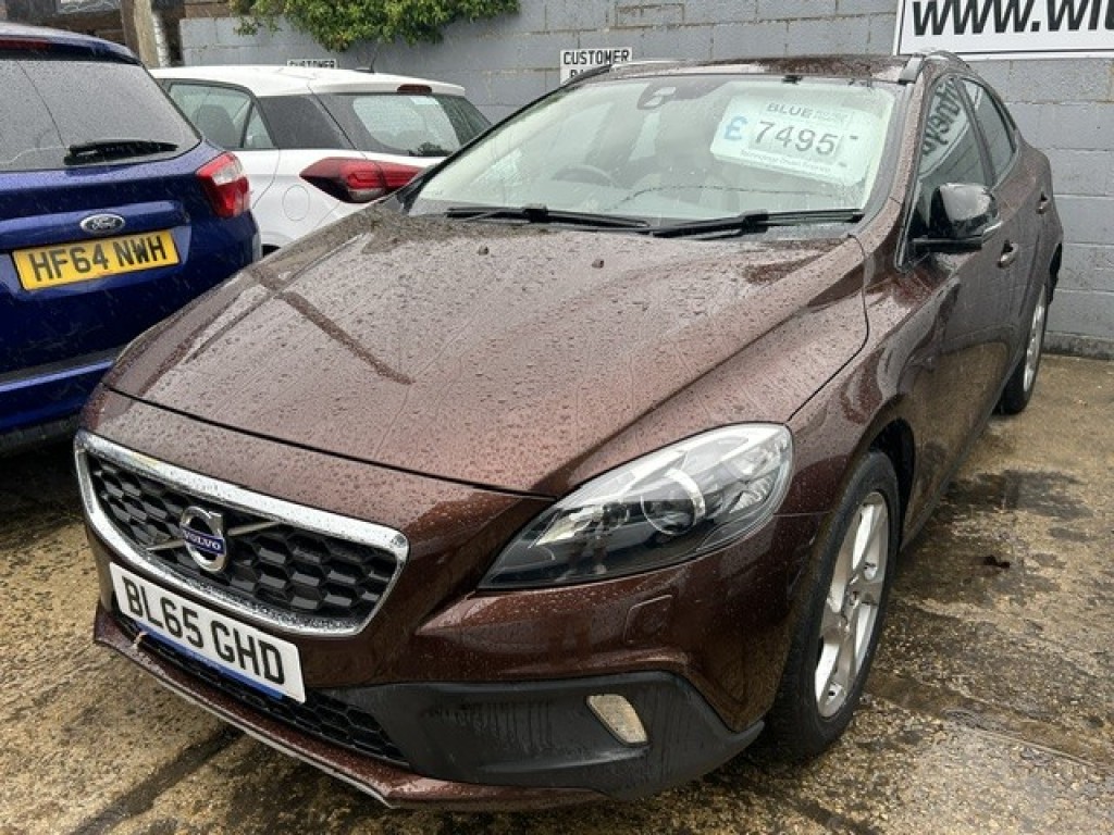 2015 Volvo V40 CROSS Country